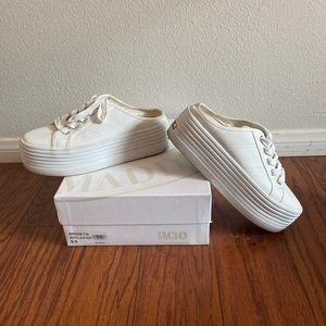 Steve Madden Bridget30 platform sneaker